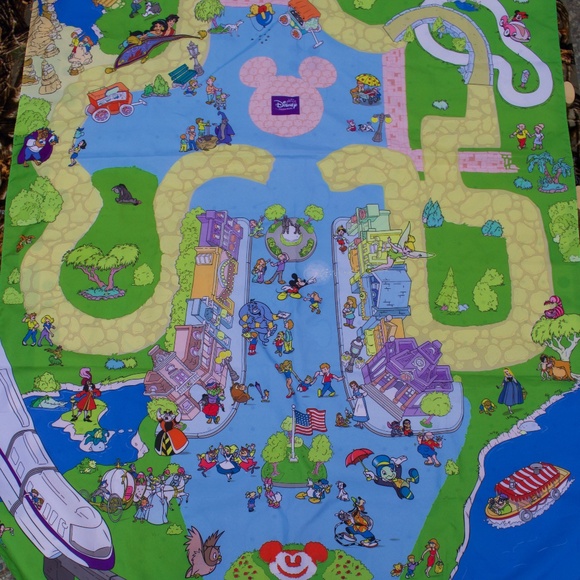 Vintage Hasbro X Disney Collab Disneyland Theme Park Play Mat - Picture 1 of 11
